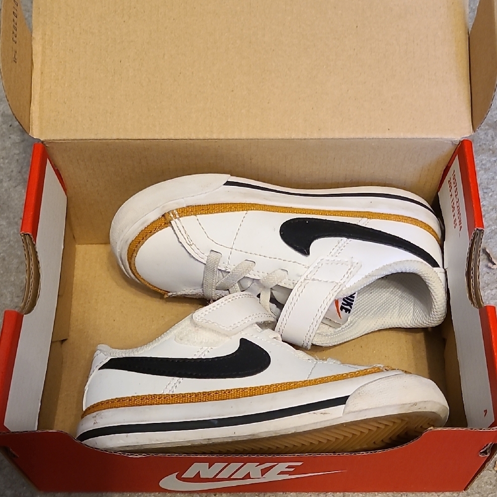Nike Kids White and Black Sneakers
